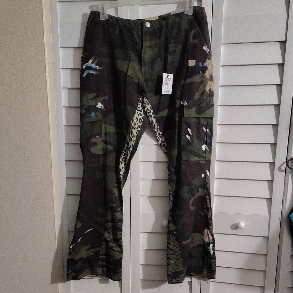Gallery Dept Artistic Camouflage Bootcut Jeans